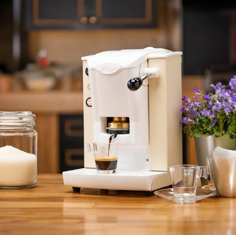 Immagine di MACCHINA DA CAFFE' FABER SLOT PLAST BASIC TELAIO SABBIA PLASTICHE BIANCO PRESSACIALDA IN OTTONE