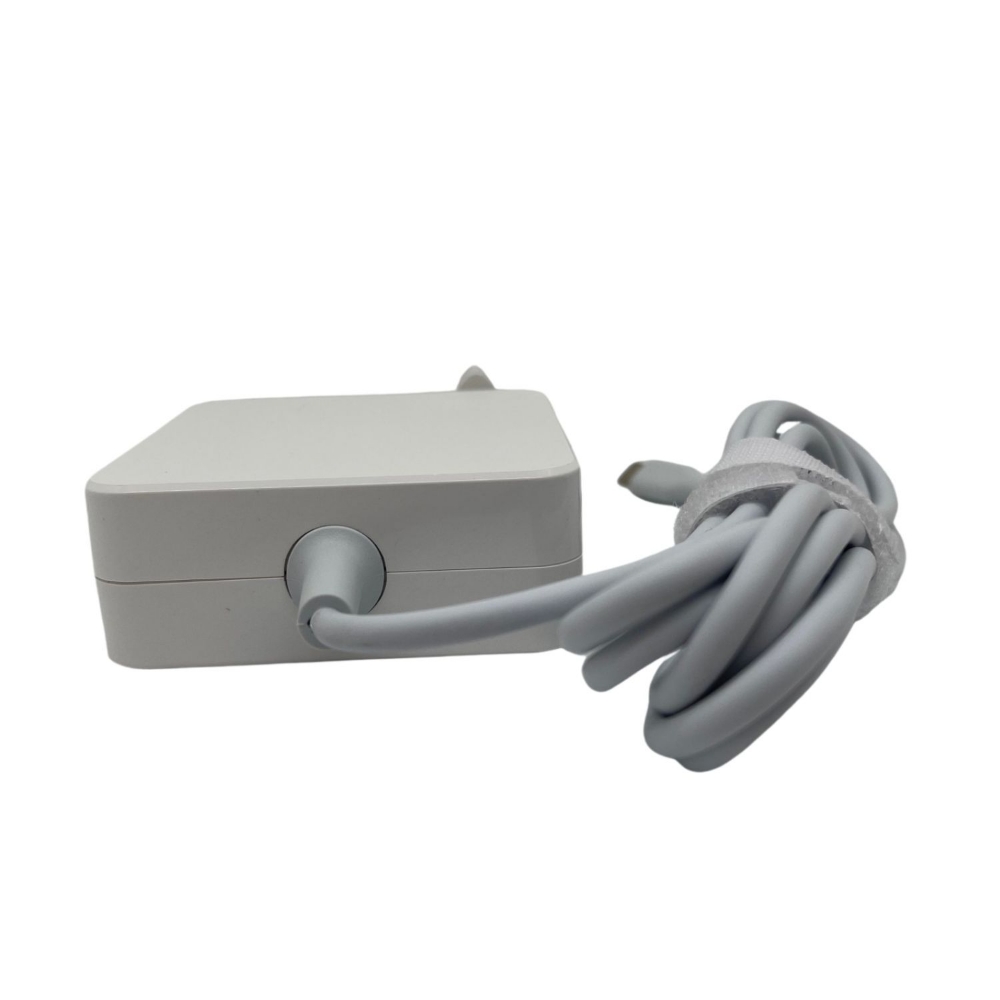 Immagine di ALIMENTATORE UNIVERSALE PER NOTEBOOK TECNO ACCESSORI 65W TYPE C 7050