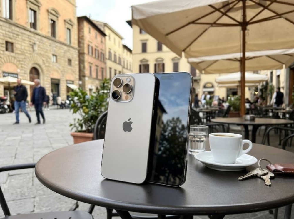Picture of APPLE IPHONE 18 PRO 256GB MJRQ4QL/A ARGENTO ITALIA